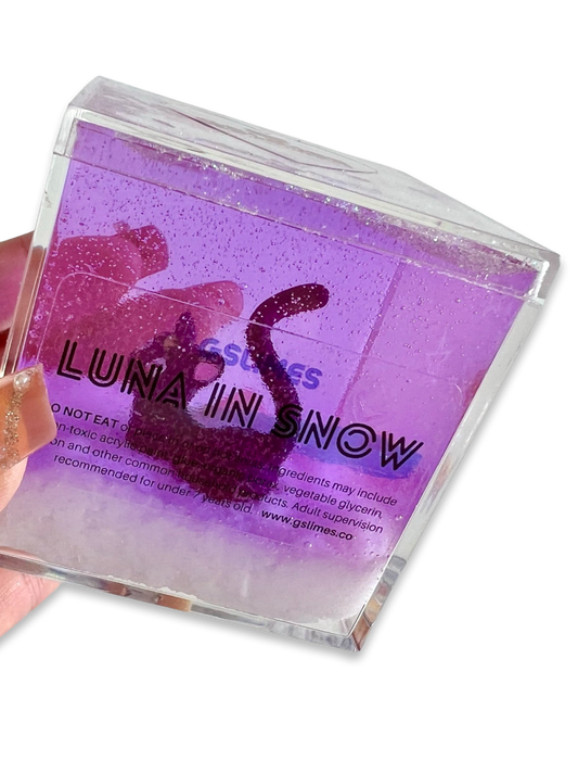 Iridescent Neon Luna In Snow In Holographic Cube!